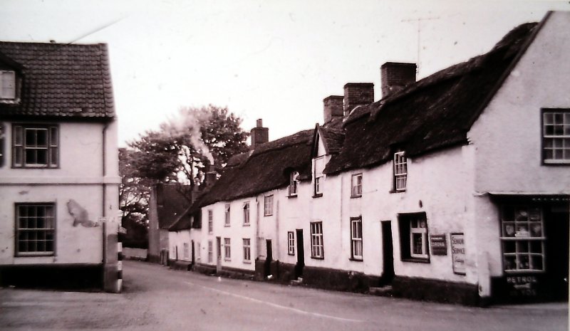 Looking down Yarmouth Rd